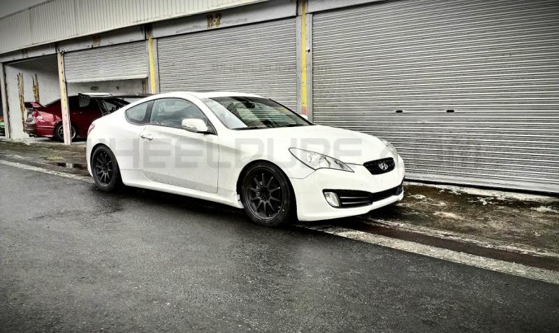 2010 Hyundai Genesis Coupe photo