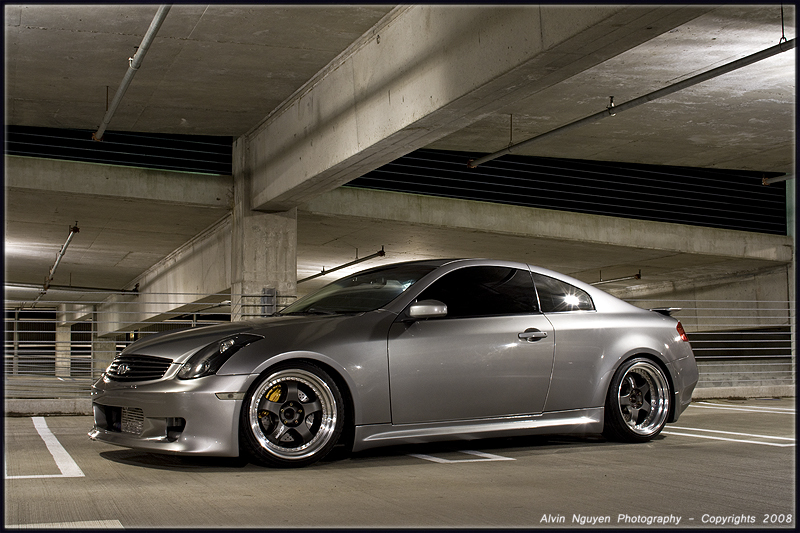 2004 Infiniti G35 photo