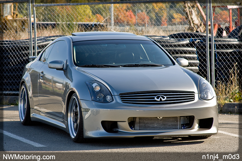 2004 Infiniti G35 photo