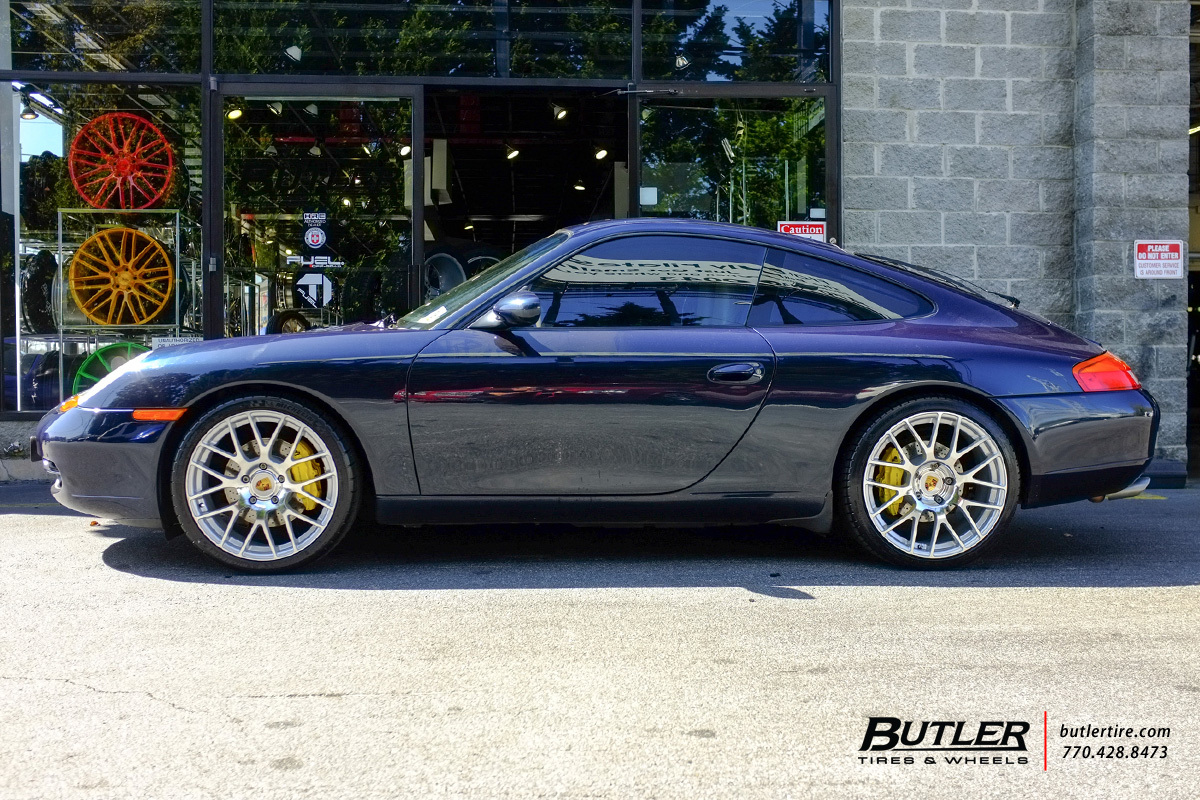 2003 Porsche 911 photo