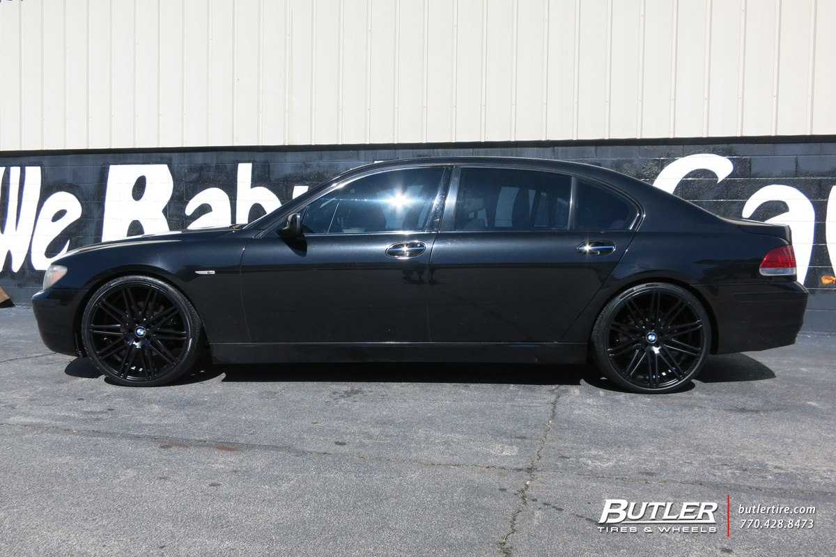 2012 BMW 740 photo
