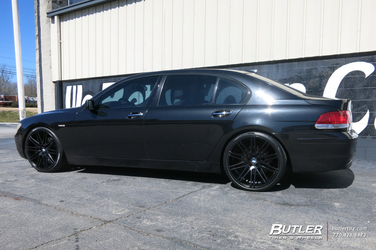 2012 BMW 740 photo