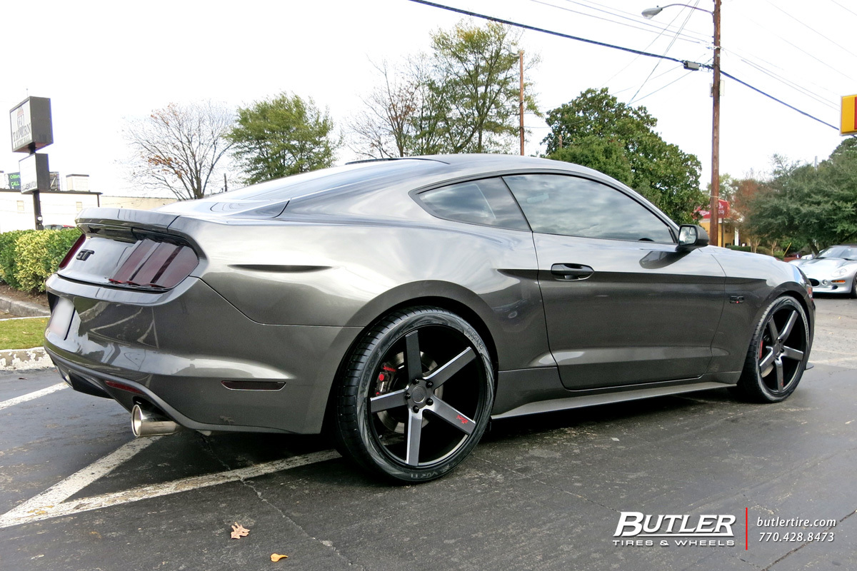 2015 Ford Mustang photo