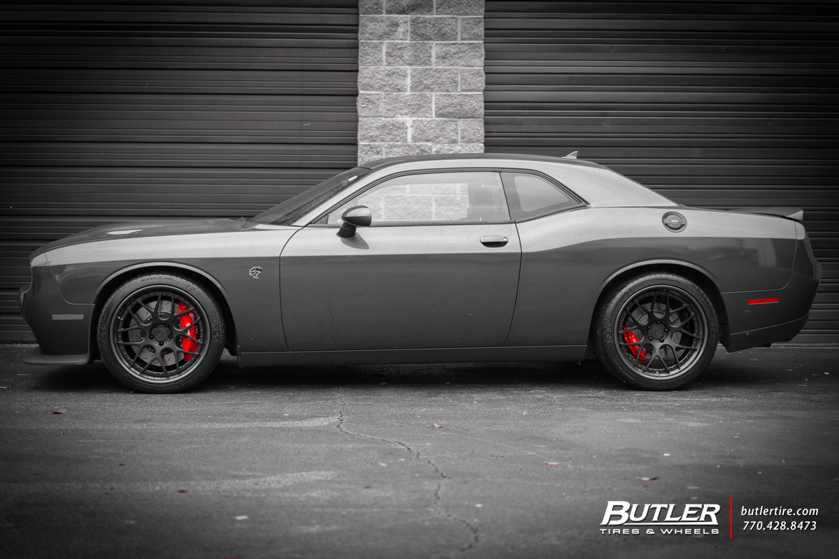 2014 Dodge Challenger photo