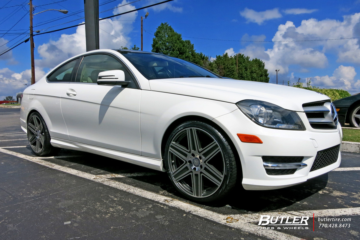 2010 Mercedes-Benz C-Class photo
