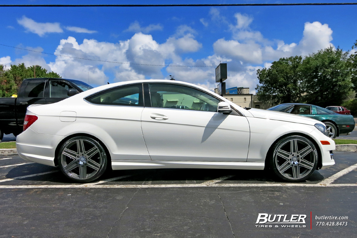 2010 Mercedes-Benz C-Class photo