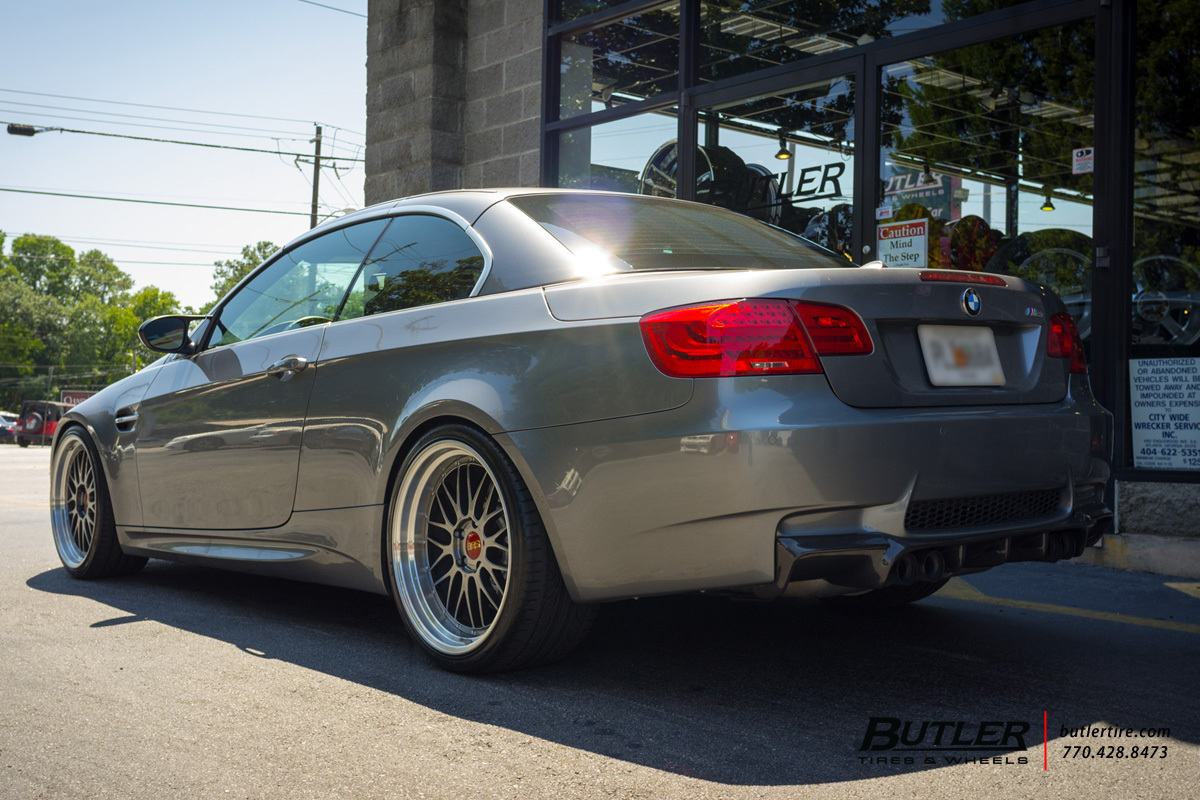 2012 BMW M3 photo