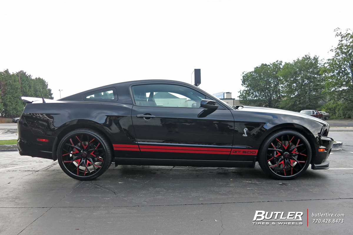 2012 Ford Mustang photo