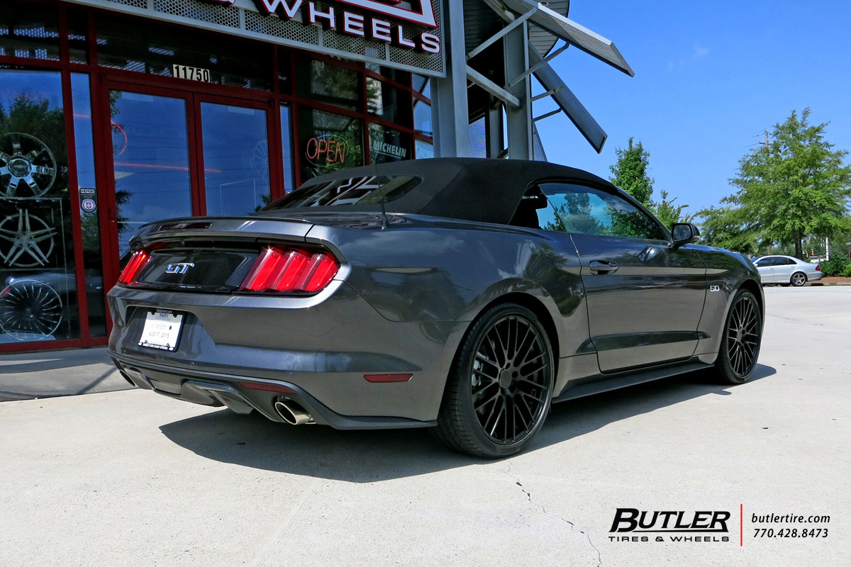 2015 Ford Mustang photo