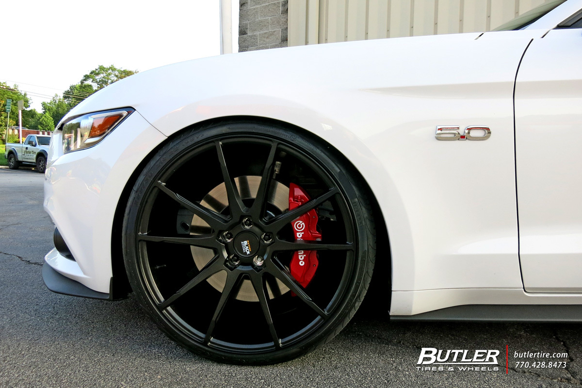 2015 Ford Mustang photo