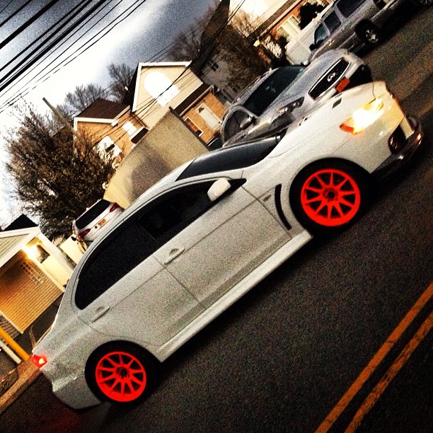 2012 Mitsubishi Lancer Evolution photo