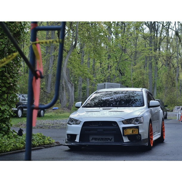 2012 Mitsubishi Lancer Evolution photo