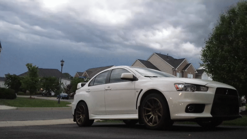 2013 Mitsubishi Lancer Evolution photo