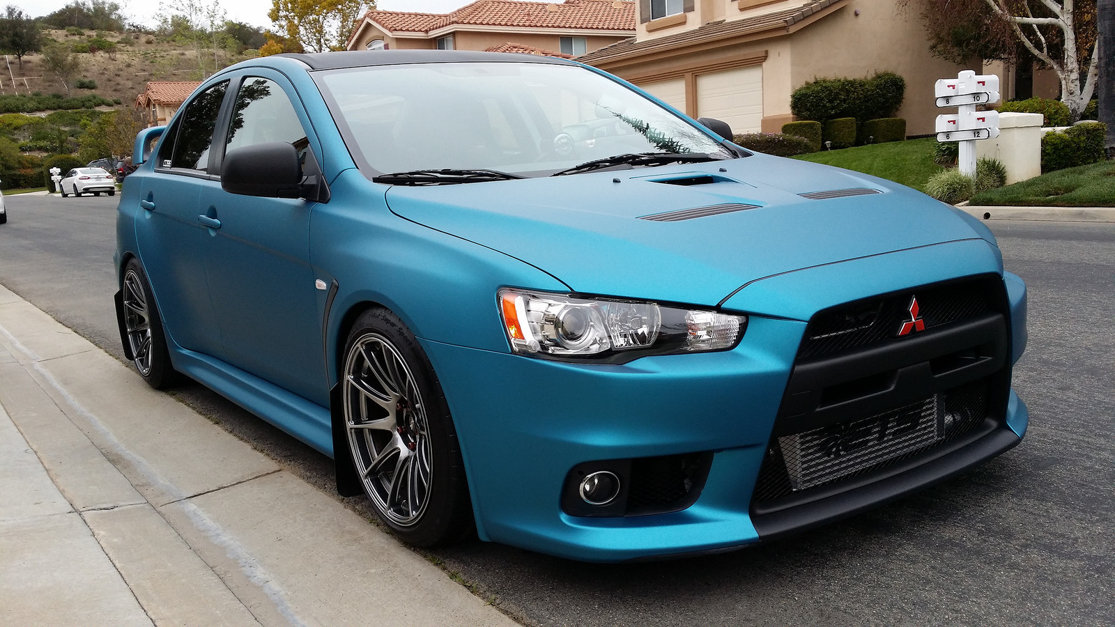 2011 Mitsubishi Lancer Evolution photo