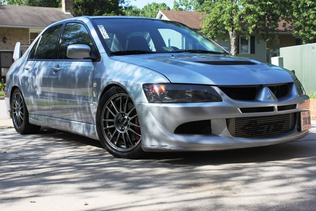 2006 Mitsubishi Lancer Evolution photo