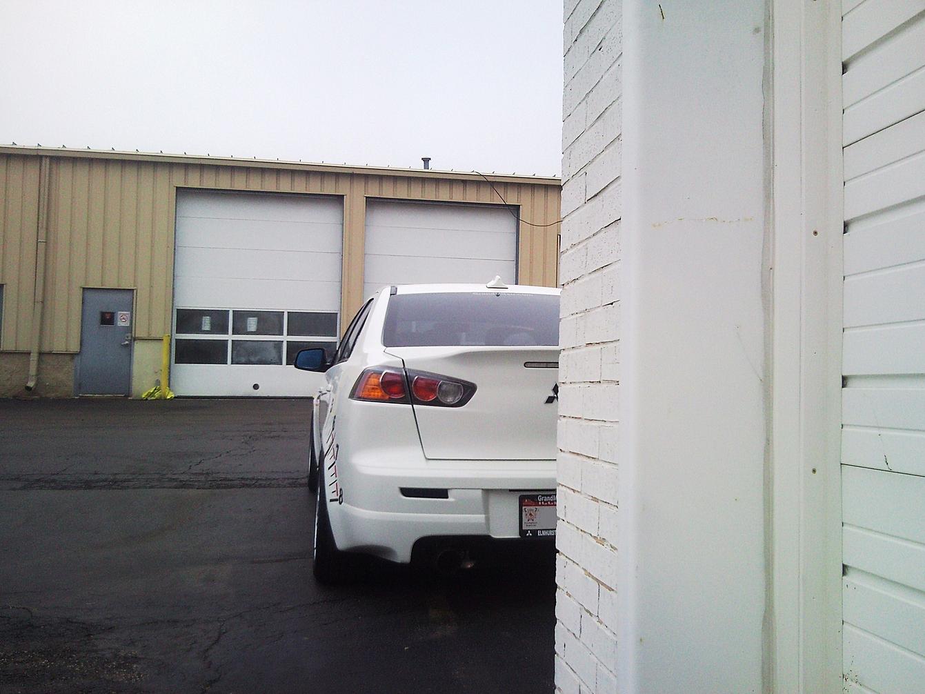 2011 Mitsubishi Lancer Evolution photo