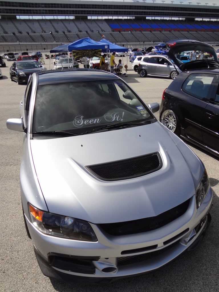 2005 Mitsubishi Lancer Evolution photo