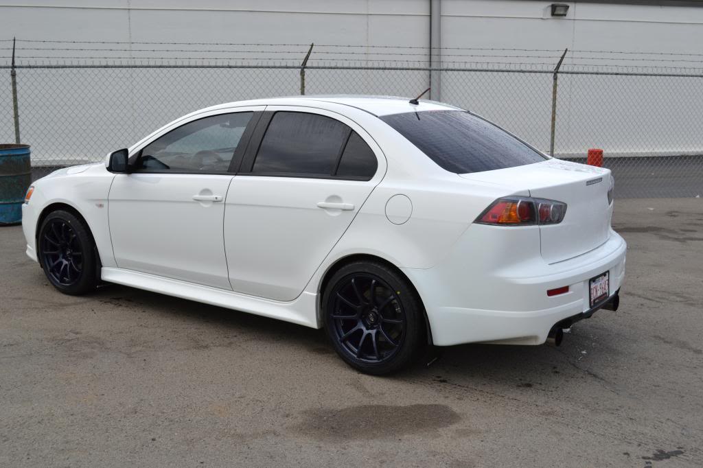 2012 Mitsubishi Lancer Evolution photo