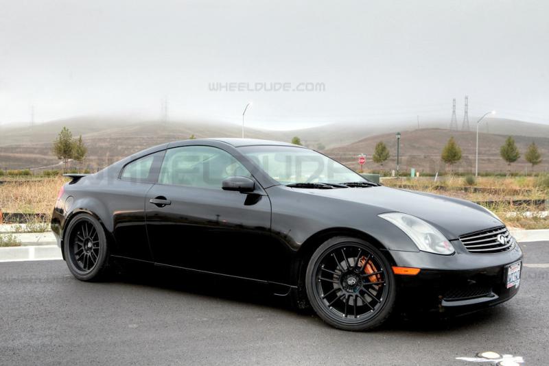 2004 Infiniti G35 photo
