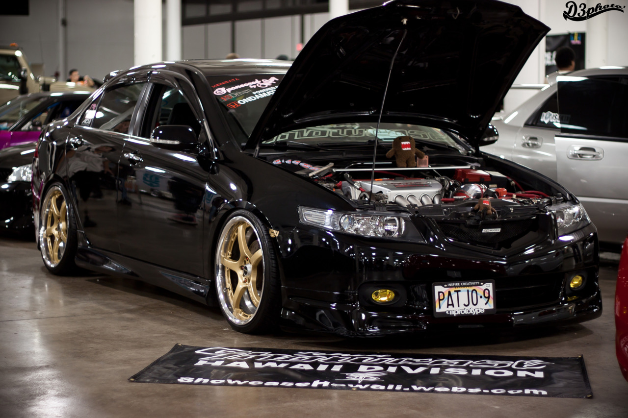 2004 Acura TSX photo
