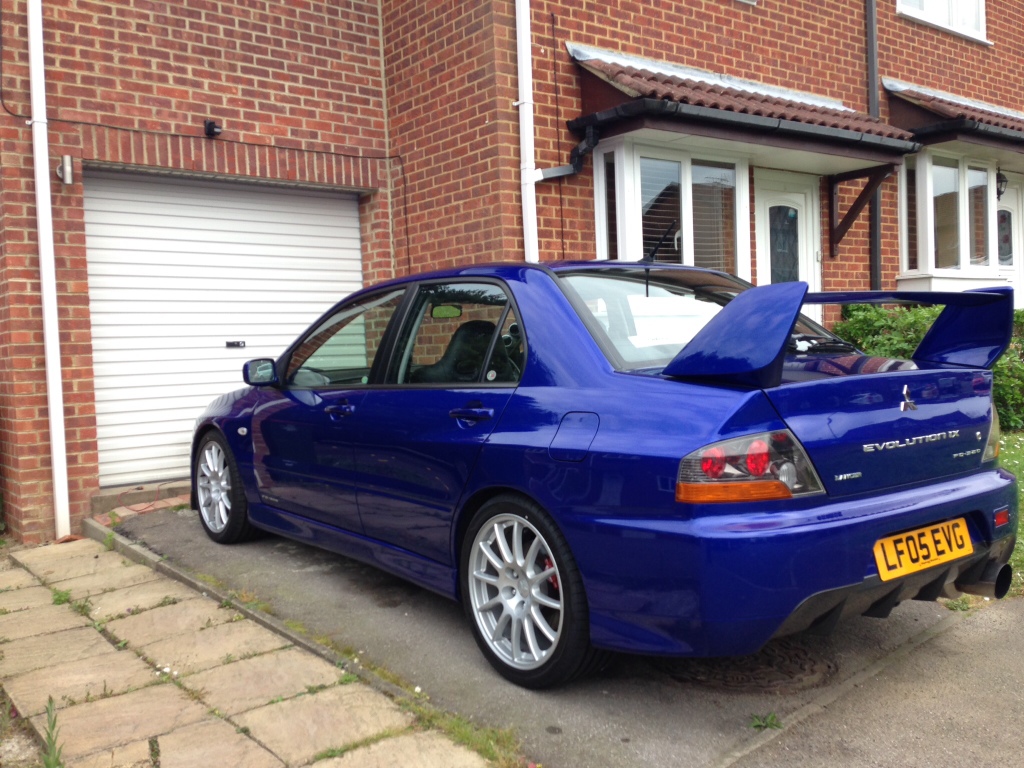 2003 Mitsubishi Lancer Evolution photo