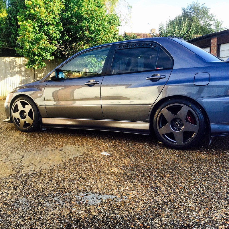 2006 Mitsubishi Lancer Evolution photo