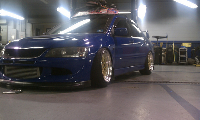 2005 Mitsubishi Lancer Evolution photo