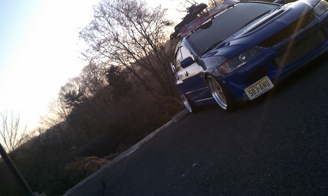 2005 Mitsubishi Lancer Evolution photo