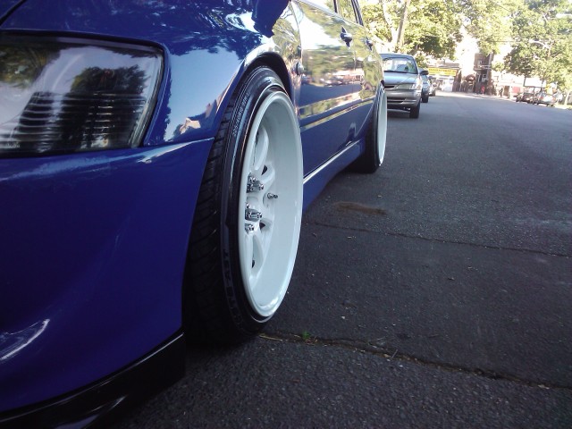 2005 Mitsubishi Lancer Evolution photo
