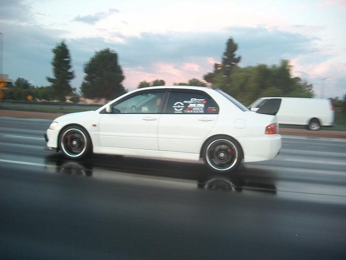 2005 Mitsubishi Lancer Evolution photo