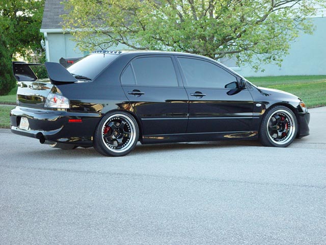 2008 Mitsubishi Lancer Evolution photo