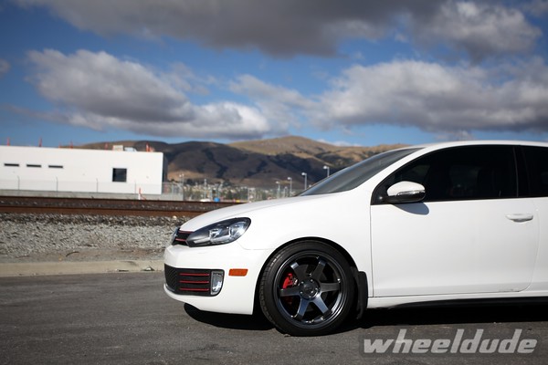 2013 Volkswagen GTI photo