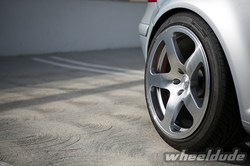 2005 Volkswagen Golf photo