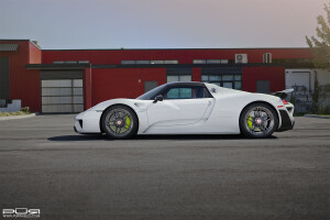 2015 Porsche 918 Spyder