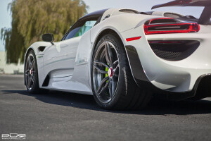 2015 Porsche 918 Spyder