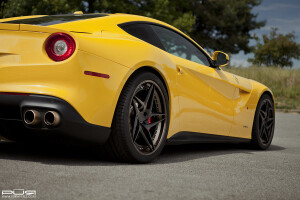 2015 Ferrari F12berlinetta