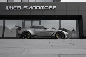 2013 Aston Martin V12 Vantage