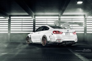 2015 BMW M4