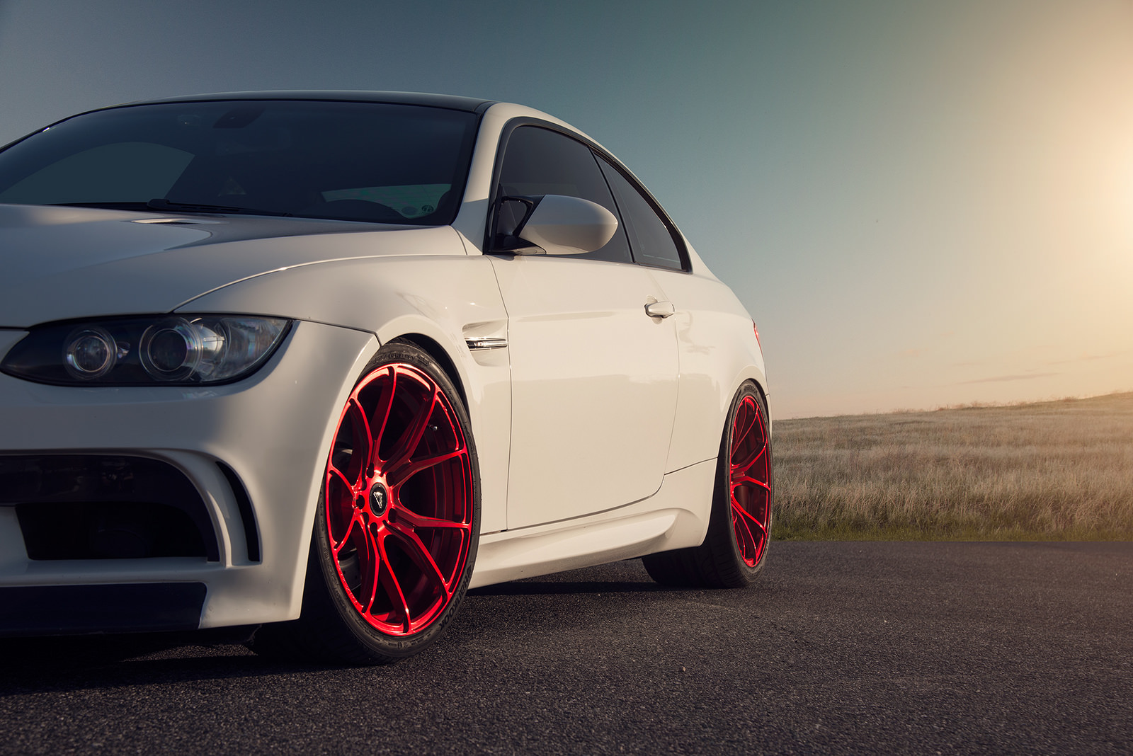 2010 BMW M3 photo