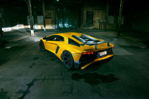2015 Lamborghini Aventador