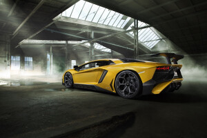 2015 Lamborghini Aventador