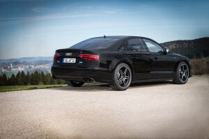 2016 Audi S8
