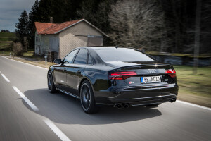 2016 Audi S8