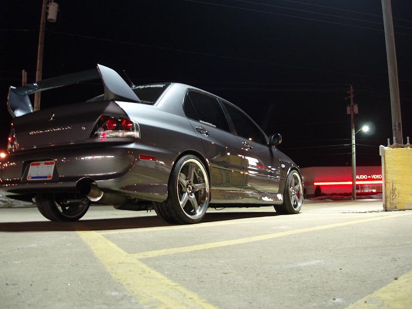 2006 Mitsubishi Lancer Evolution photo