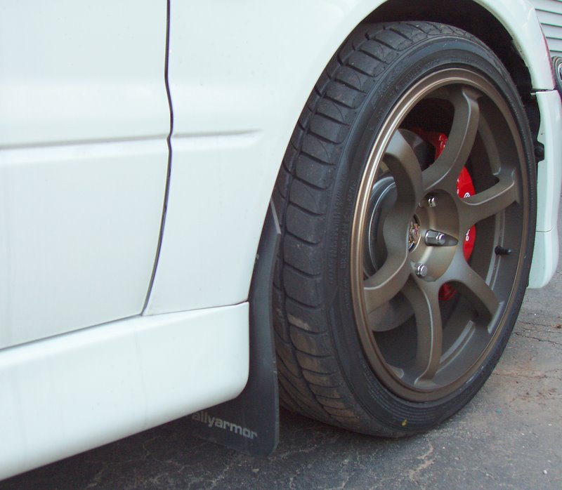 2003 Mitsubishi Lancer Evolution photo