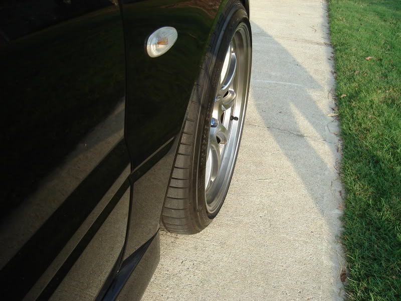 2003 Mitsubishi Lancer Evolution photo