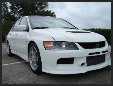 2005 Mitsubishi Lancer Evolution photo