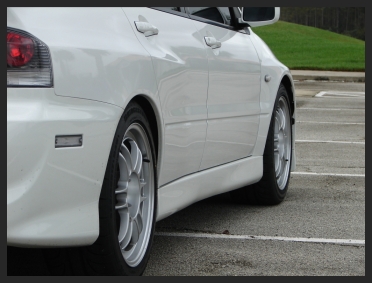 2005 Mitsubishi Lancer Evolution photo