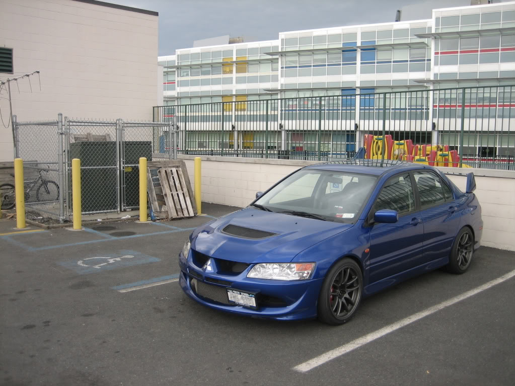 2005 Mitsubishi Lancer Evolution photo