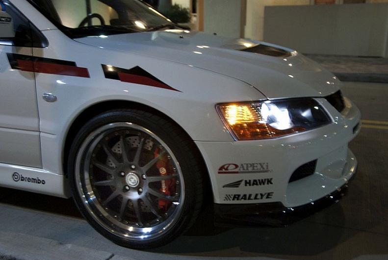 2006 Mitsubishi Lancer Evolution photo